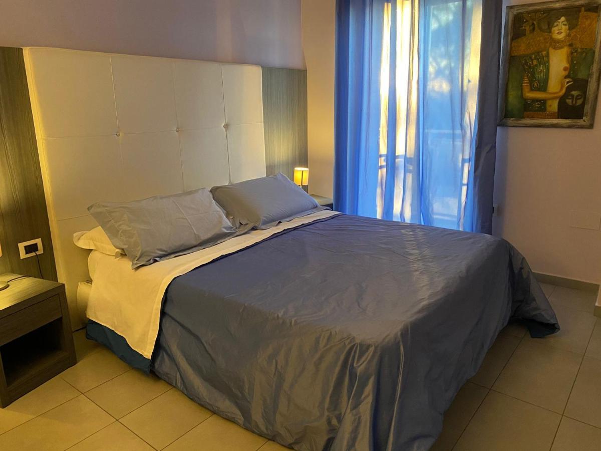 Victoria Hotel Pomigliano d'Arco Ngoại thất bức ảnh