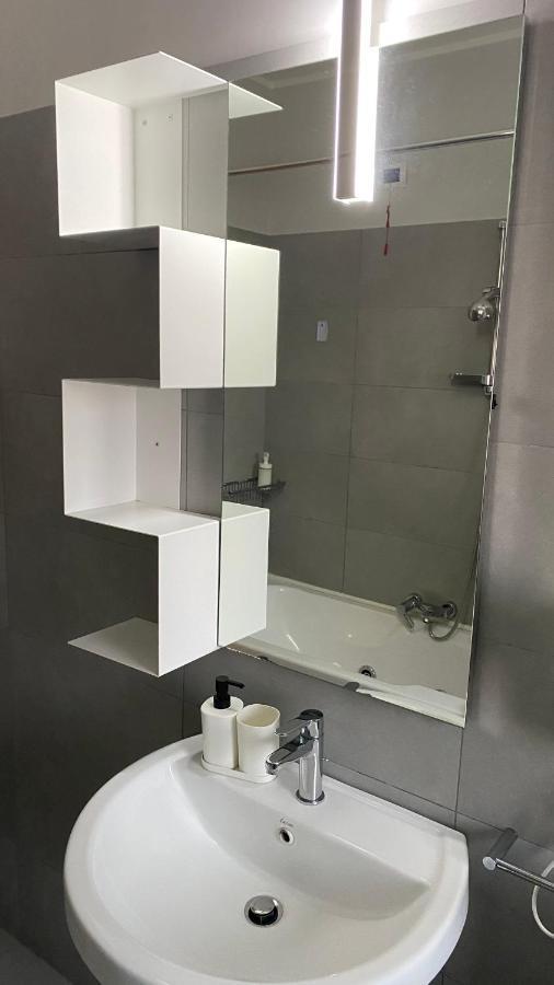 Victoria Hotel Pomigliano d'Arco Ngoại thất bức ảnh