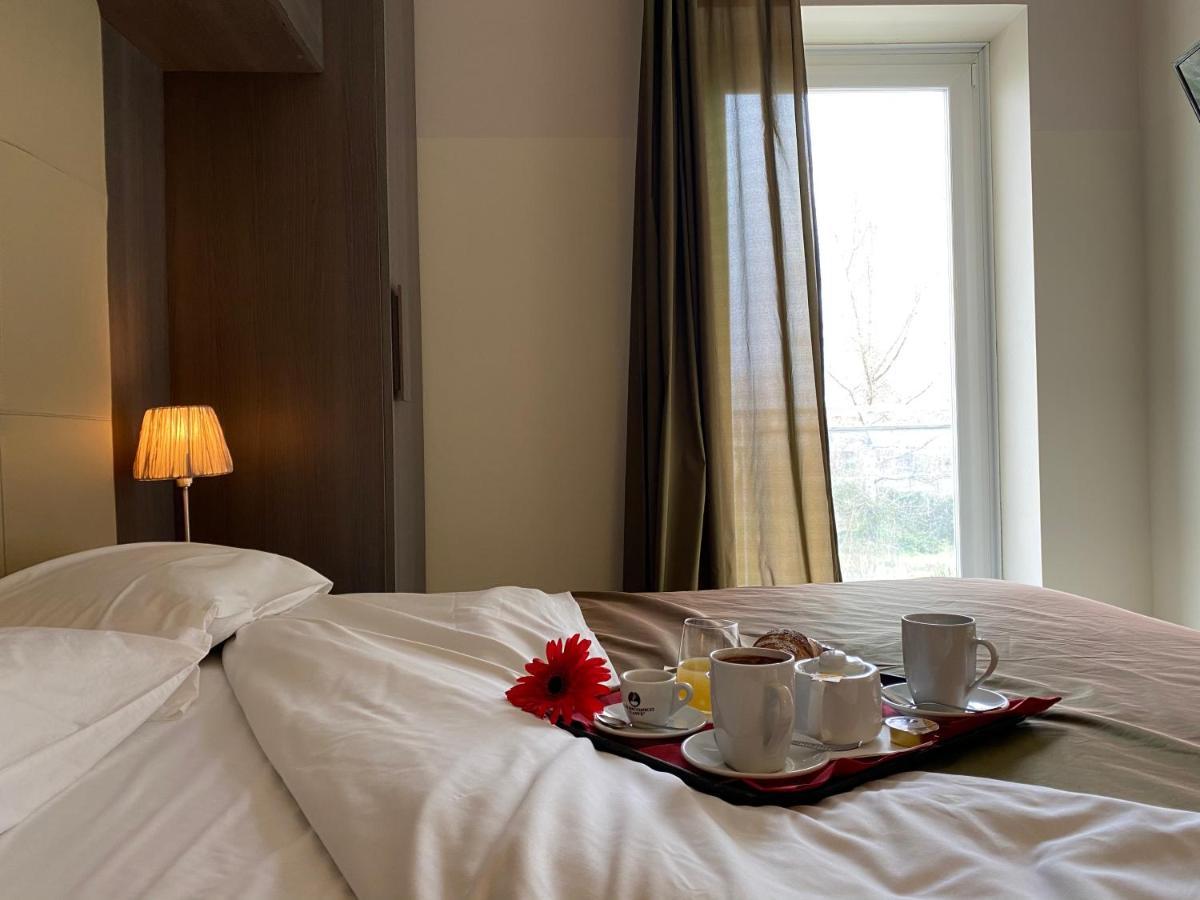 Victoria Hotel Pomigliano d'Arco Ngoại thất bức ảnh
