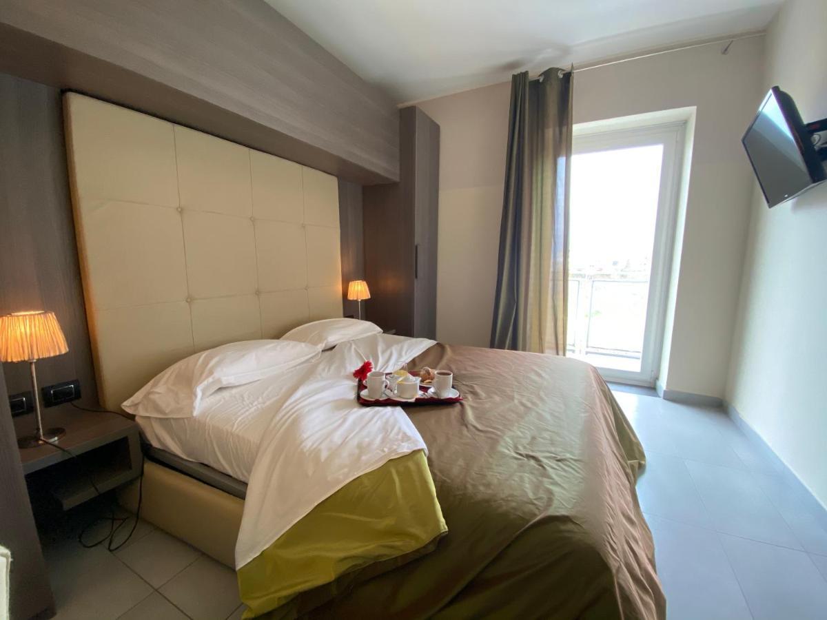 Victoria Hotel Pomigliano d'Arco Ngoại thất bức ảnh