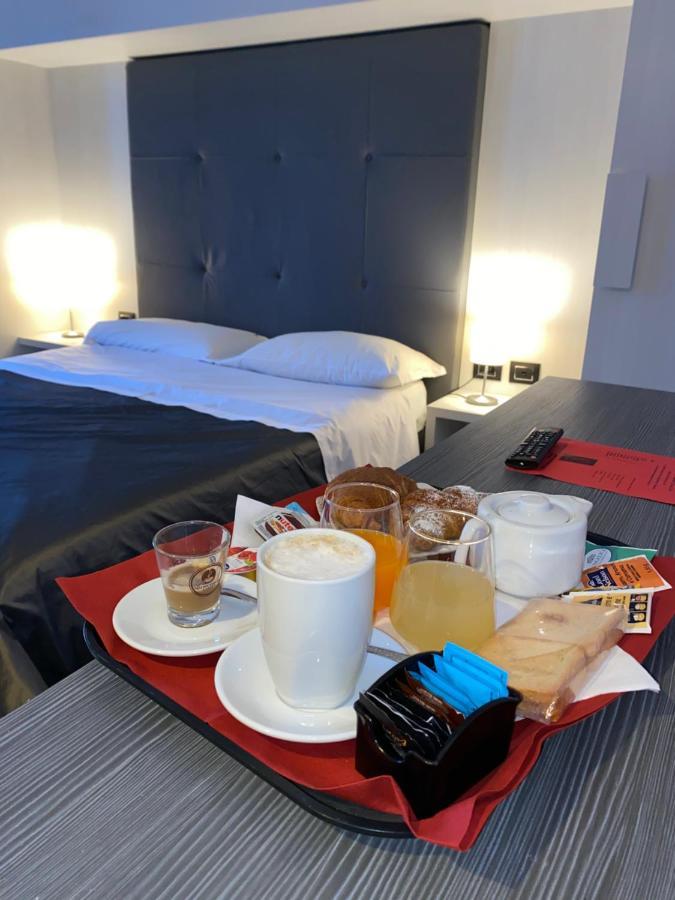 Victoria Hotel Pomigliano d'Arco Ngoại thất bức ảnh
