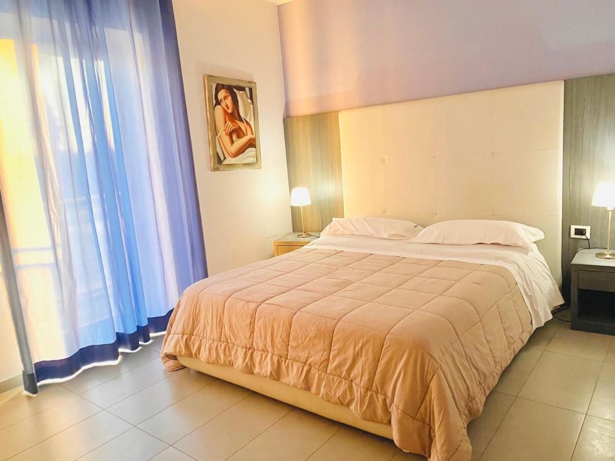 Victoria Hotel Pomigliano d'Arco Ngoại thất bức ảnh