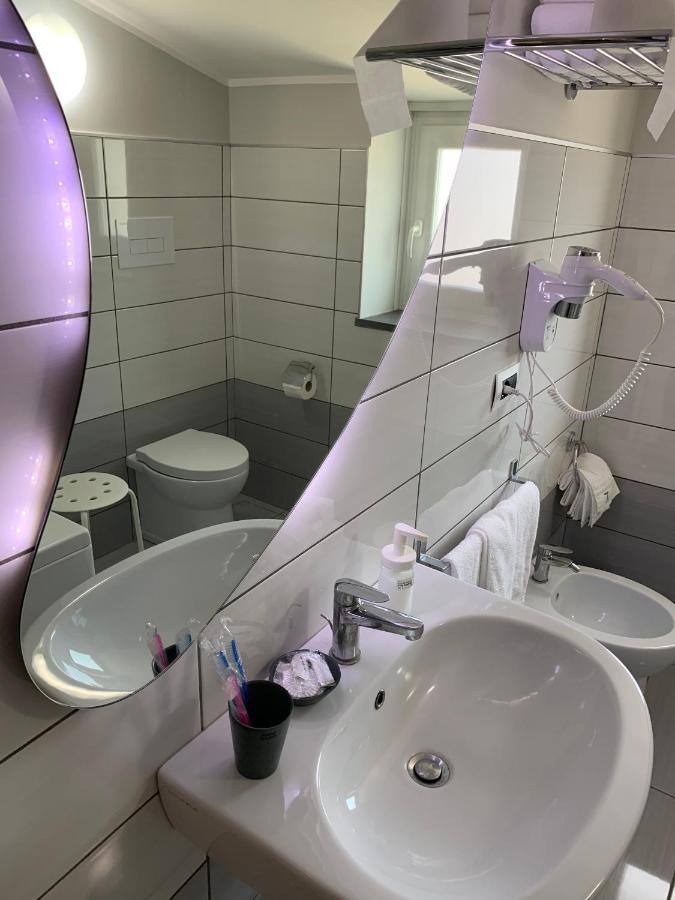 Victoria Hotel Pomigliano d'Arco Ngoại thất bức ảnh