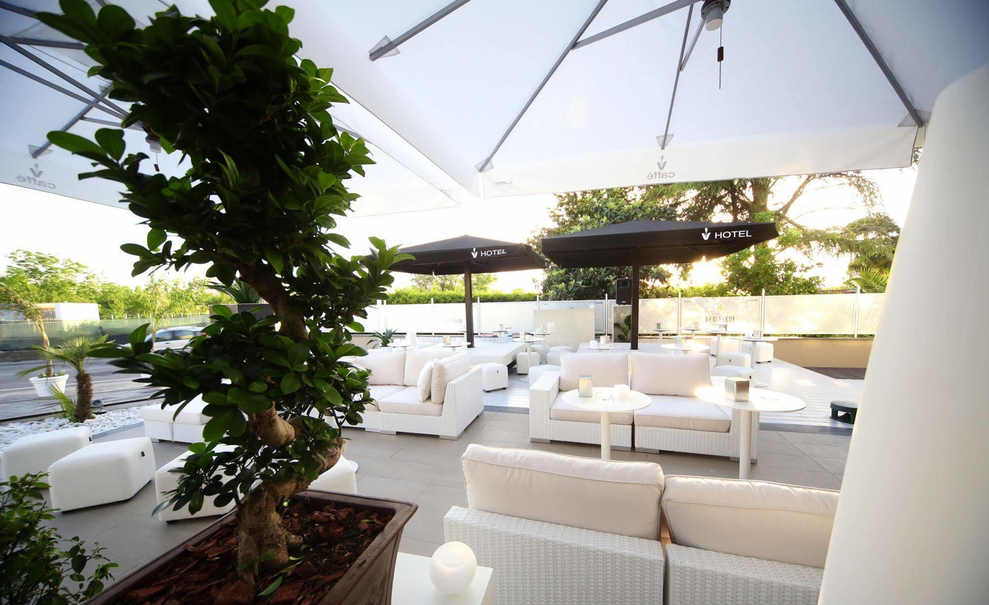 Victoria Hotel Pomigliano d'Arco Ngoại thất bức ảnh